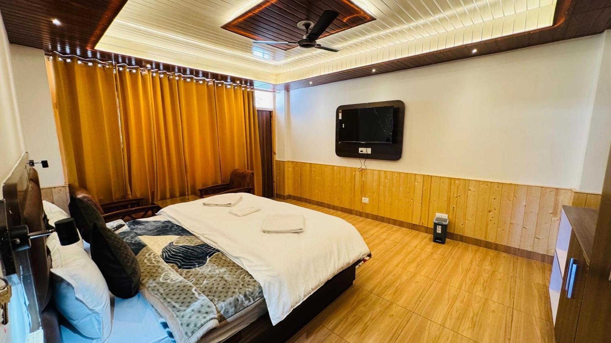 The Midnight Garden Manali Hotel Екстериор снимка